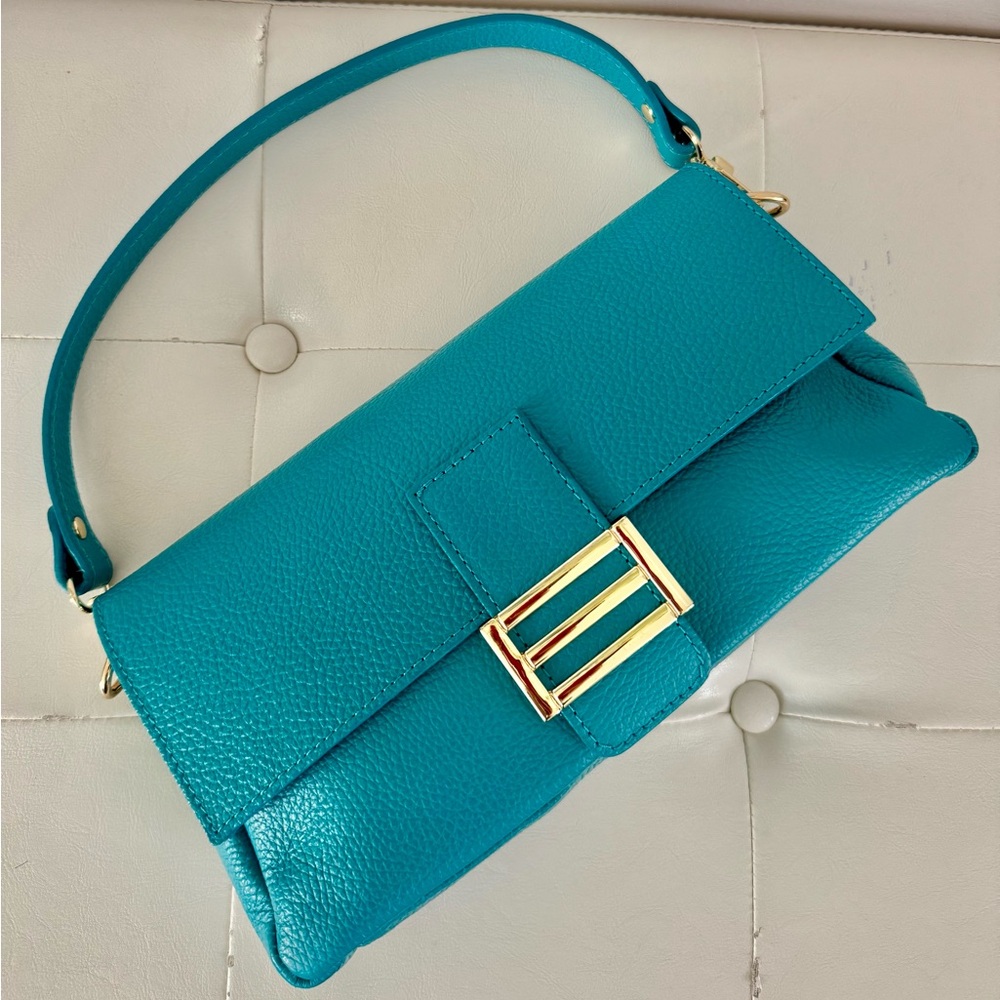 Divine Firenze Elegant Teal Leather Handbag